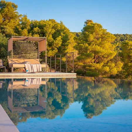 Breathtaking Five Bedroom With The Pool * Віс